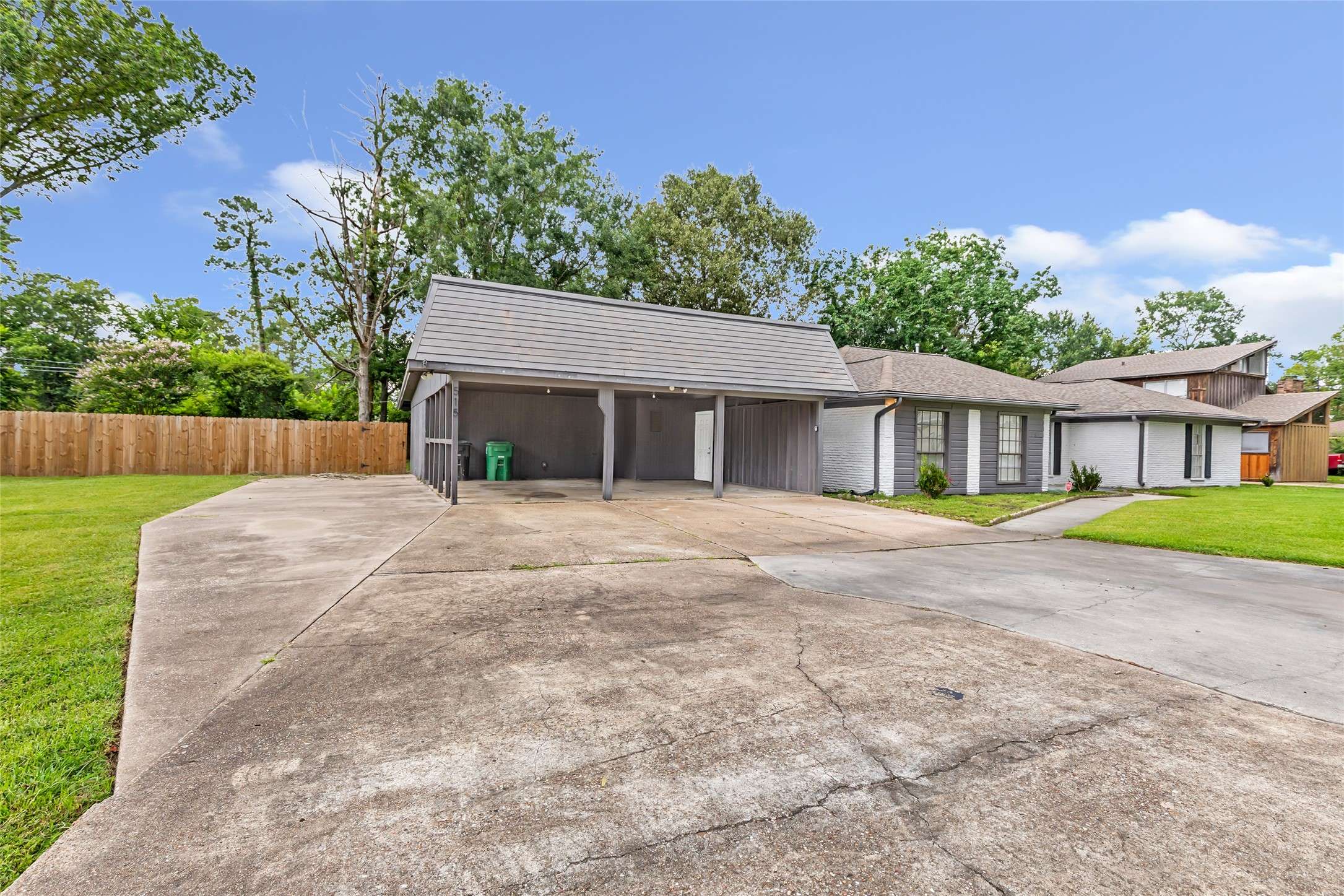 Houston, TX 77336,515 Corydon DR