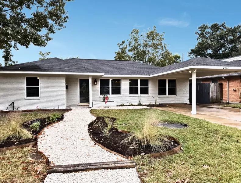 2007 Wakefield DR, Houston, TX 77018