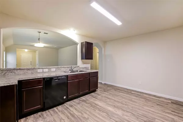 5810 Long Arbor LN, Katy, TX 77449