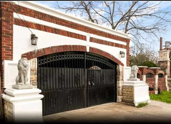 1207 Firnat ST, Houston, TX 77022