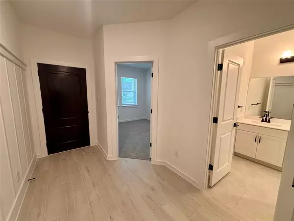 Baytown, TX 77523,4711 Bay Vista DR