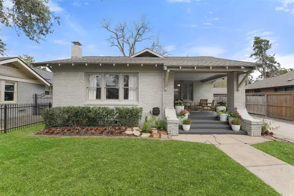 741 E 16th ST, Houston, TX 77008