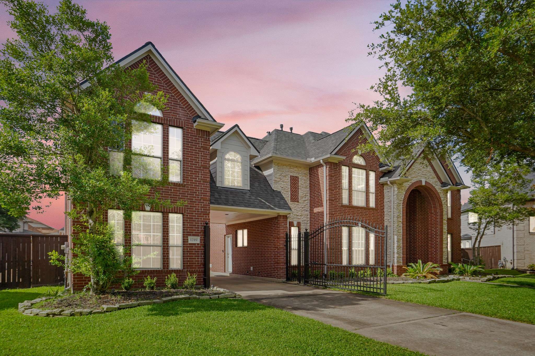 1219 Woodhaven CT, Katy, TX 77494