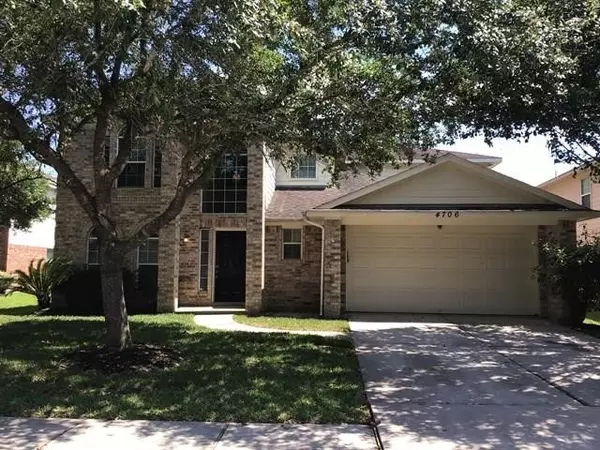 4706 Buescher CT, Pearland, TX 77584