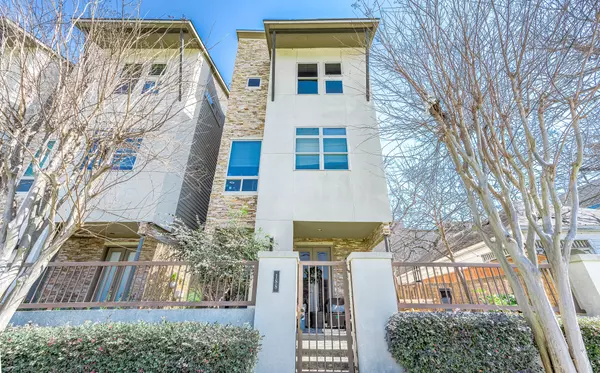 188 Harvard ST, Houston, TX 77007