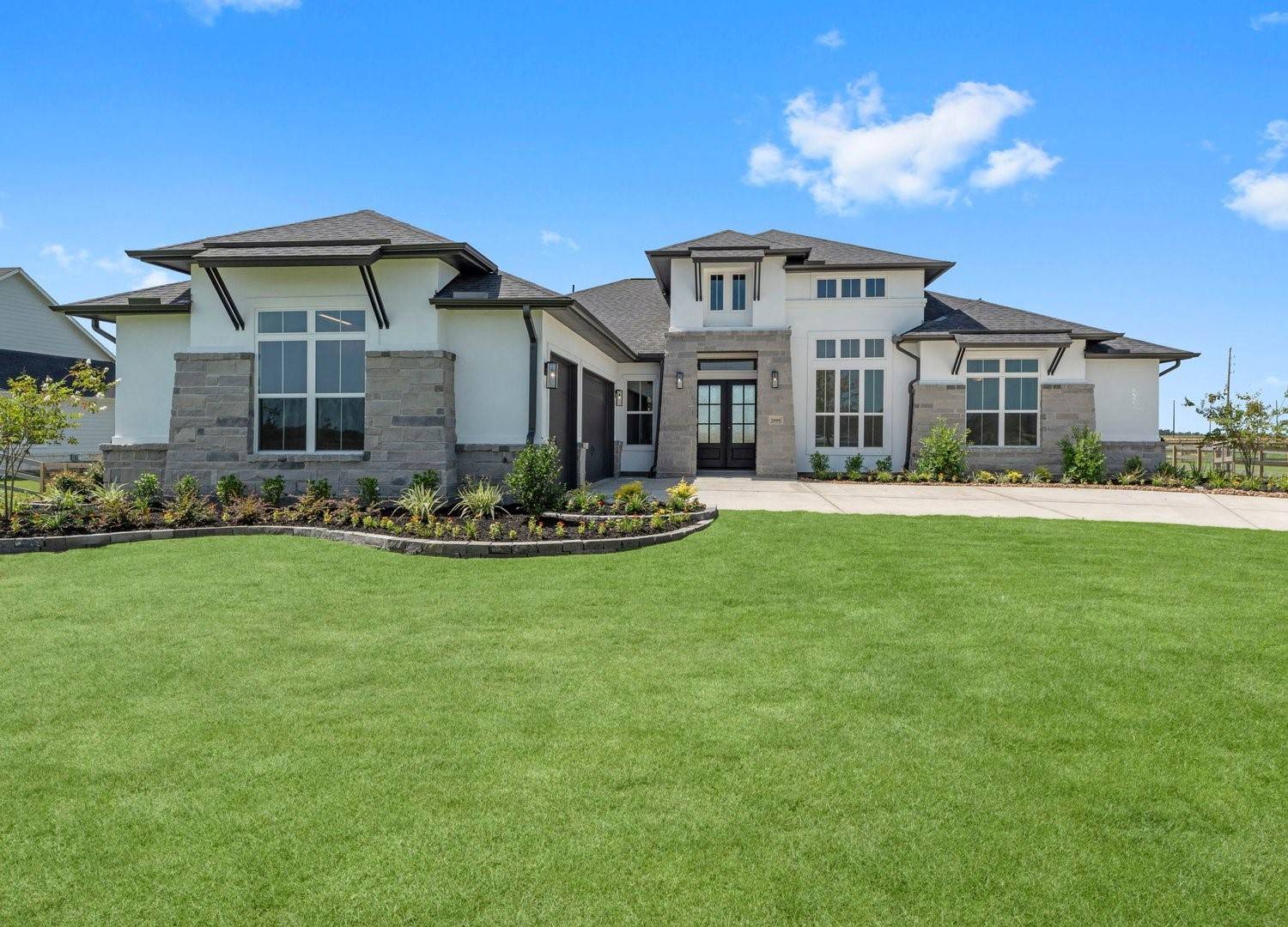 2000 Lake Breeze DR, Waller, TX 77484