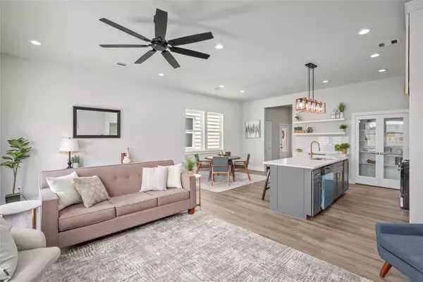 Houston, TX 77011,7228 Avenue B