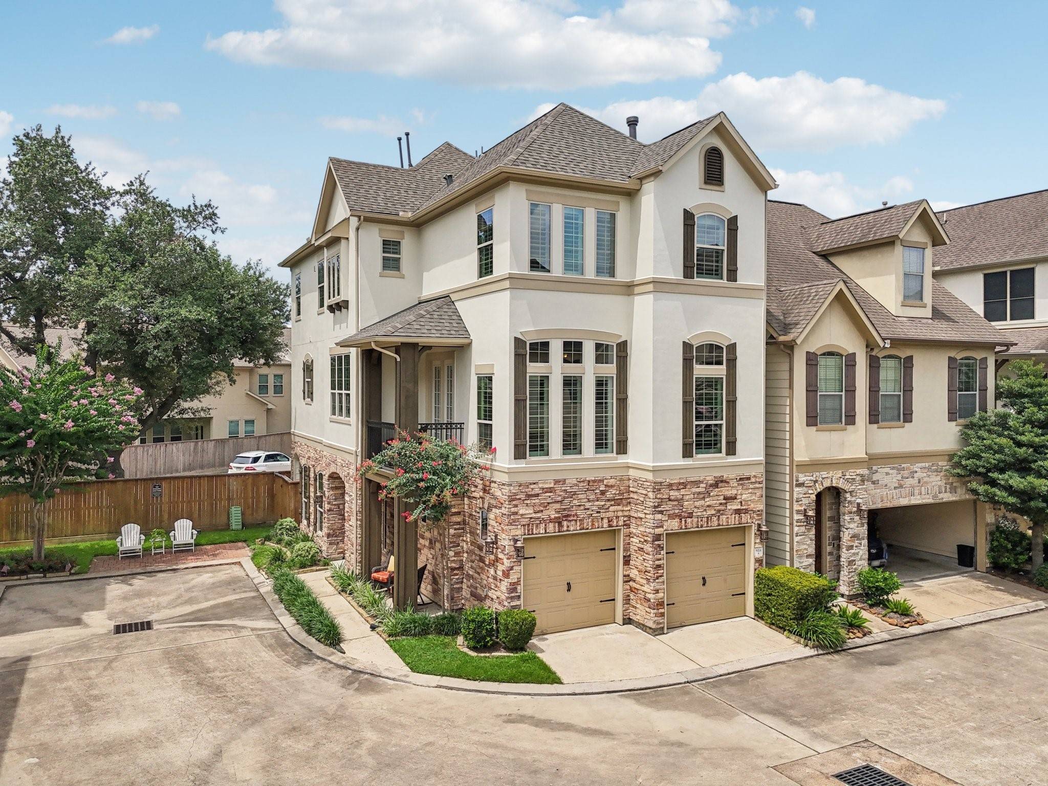 Houston, TX 77055,9114 Campbell CT