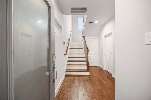 Houston, TX 77018,622 Janisch RD #I