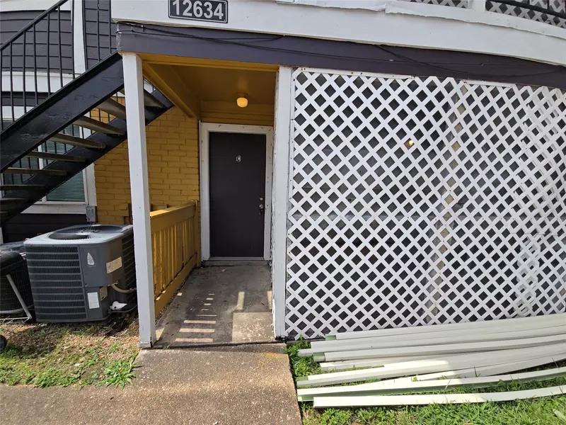 12634 Ashford Meadow DR #C, Houston, TX 77082