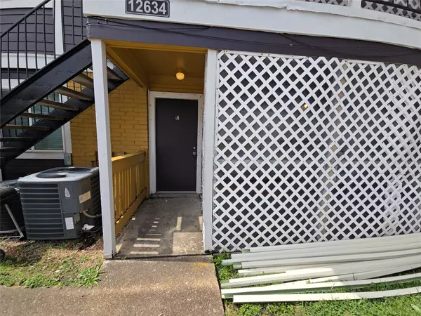 12634 Ashford Meadow DR #C, Houston, TX 77082