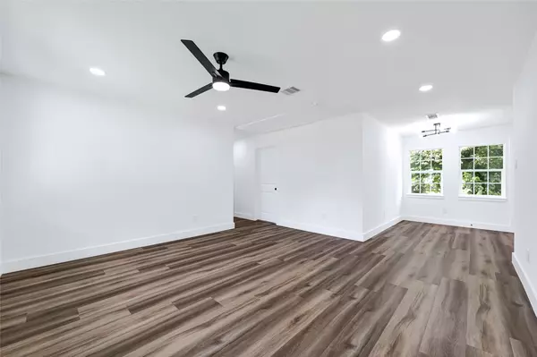 Pasadena, TX 77503,3304 Thornwood DR