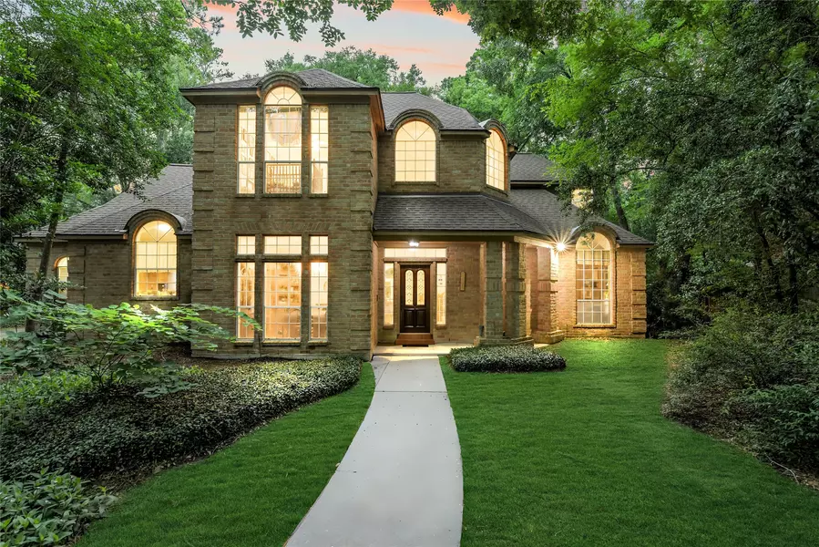 23 Golden Sunset CIR, The Woodlands, TX 77381