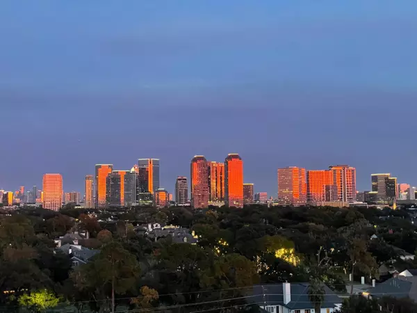 Houston, TX 77057,1111 Bering DR #1001