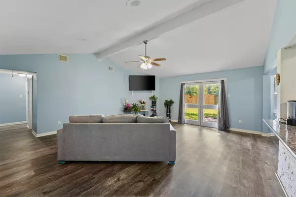 Baytown, TX 77521,3501 Old Oaks DR