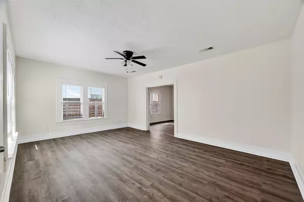 Houston, TX 77023,1511 Scharpe ST #1