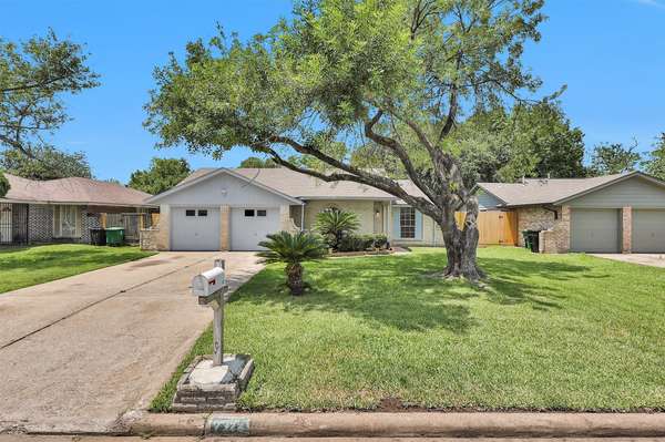 7322 Sawmill TRL, Houston, TX 77040