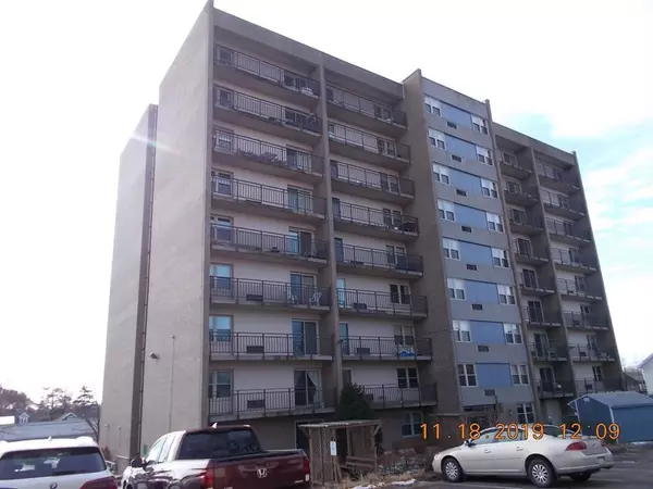 Somerset, PA 15501,126 W Church St