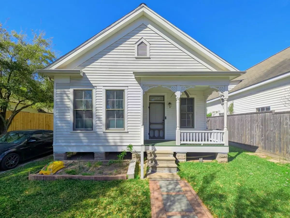 Houston, TX 77007,1808 State ST