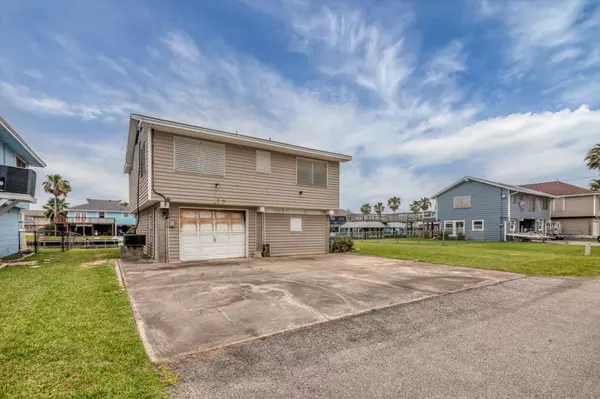 Bayou Vista, TX 77563,457 Pompano ST