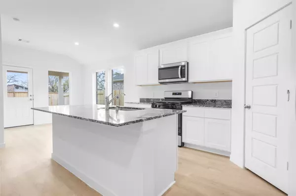 Angleton, TX 77515,11 Robin CT