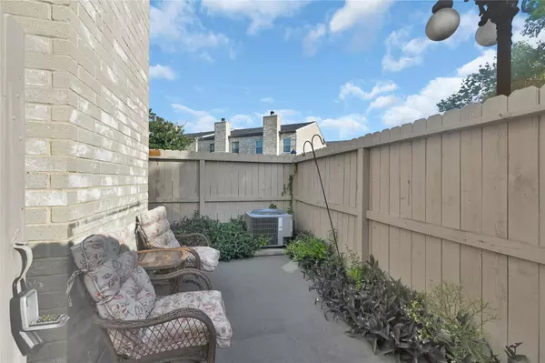 Houston, TX 77054,2860 Holly Hall ST #2860