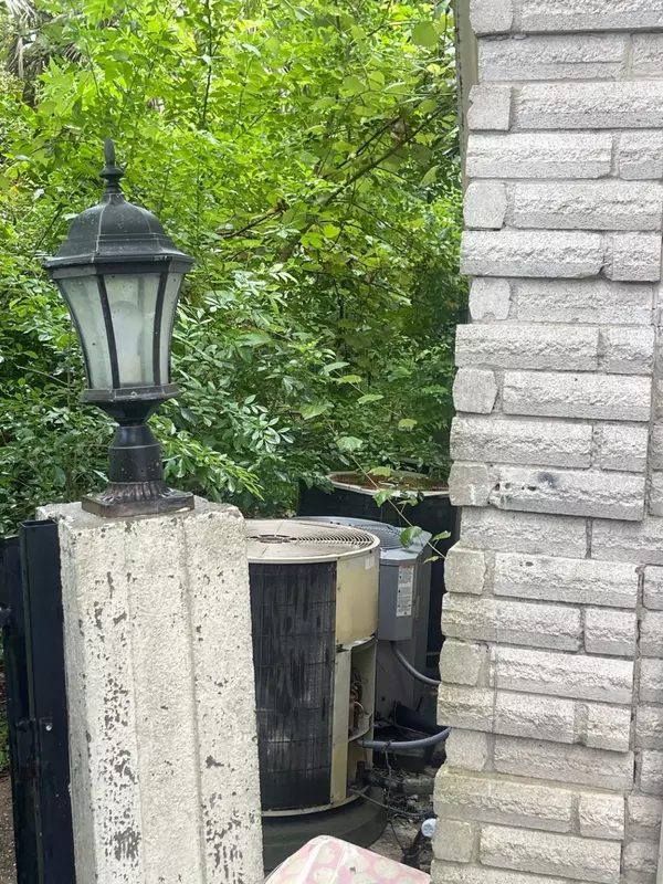 Stafford, TX 77477,131 Squires BND