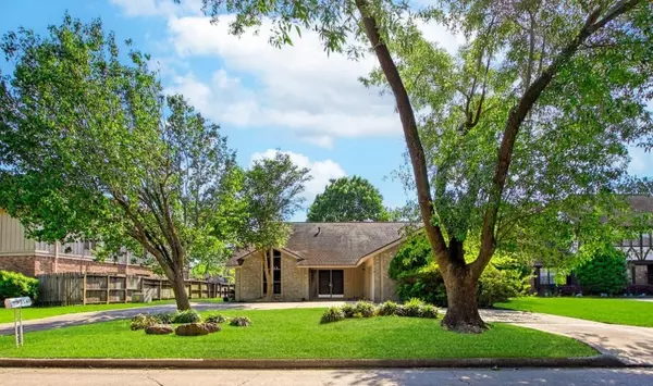 3142 La Quinta DR, Missouri City, TX 77459