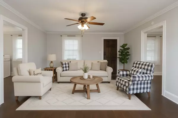 Alvin, TX 77511,308 W Sidnor ST