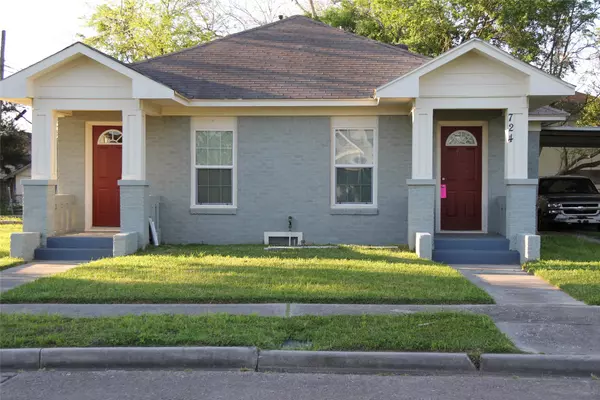 724 Bowie ST, Baytown, TX 77520