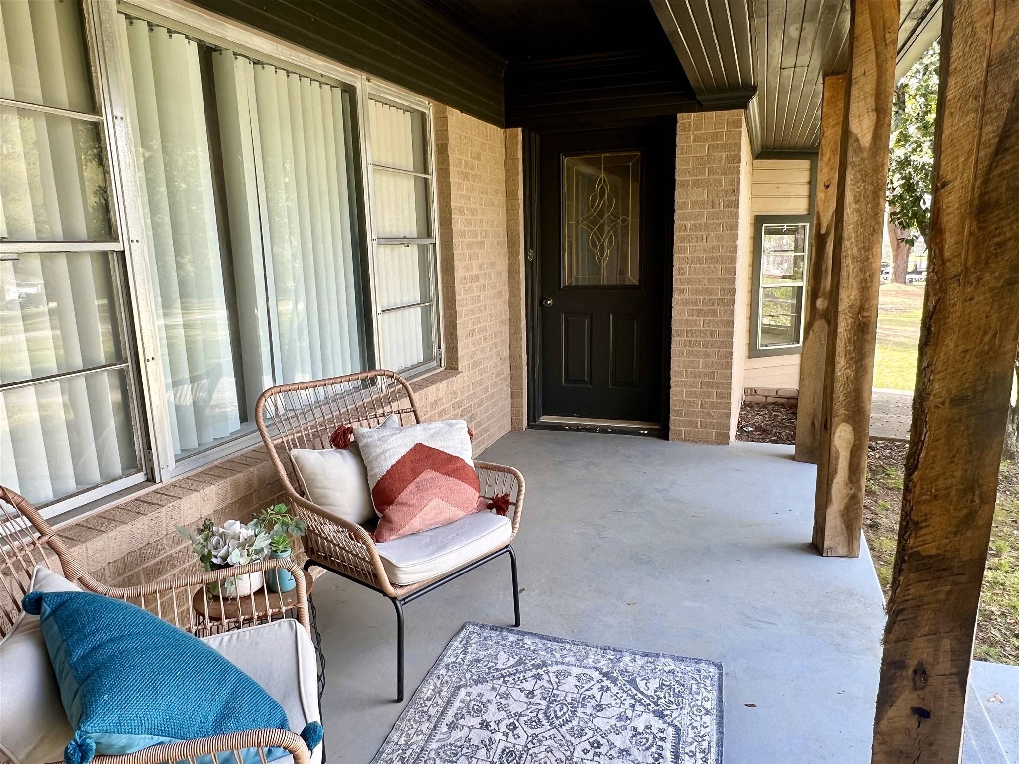 1010 E Redbud AVE,  Crockett,  TX 75835