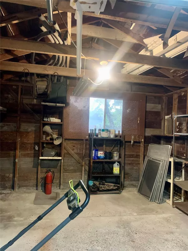 Houston, TX 77015,638 Hollywood ST