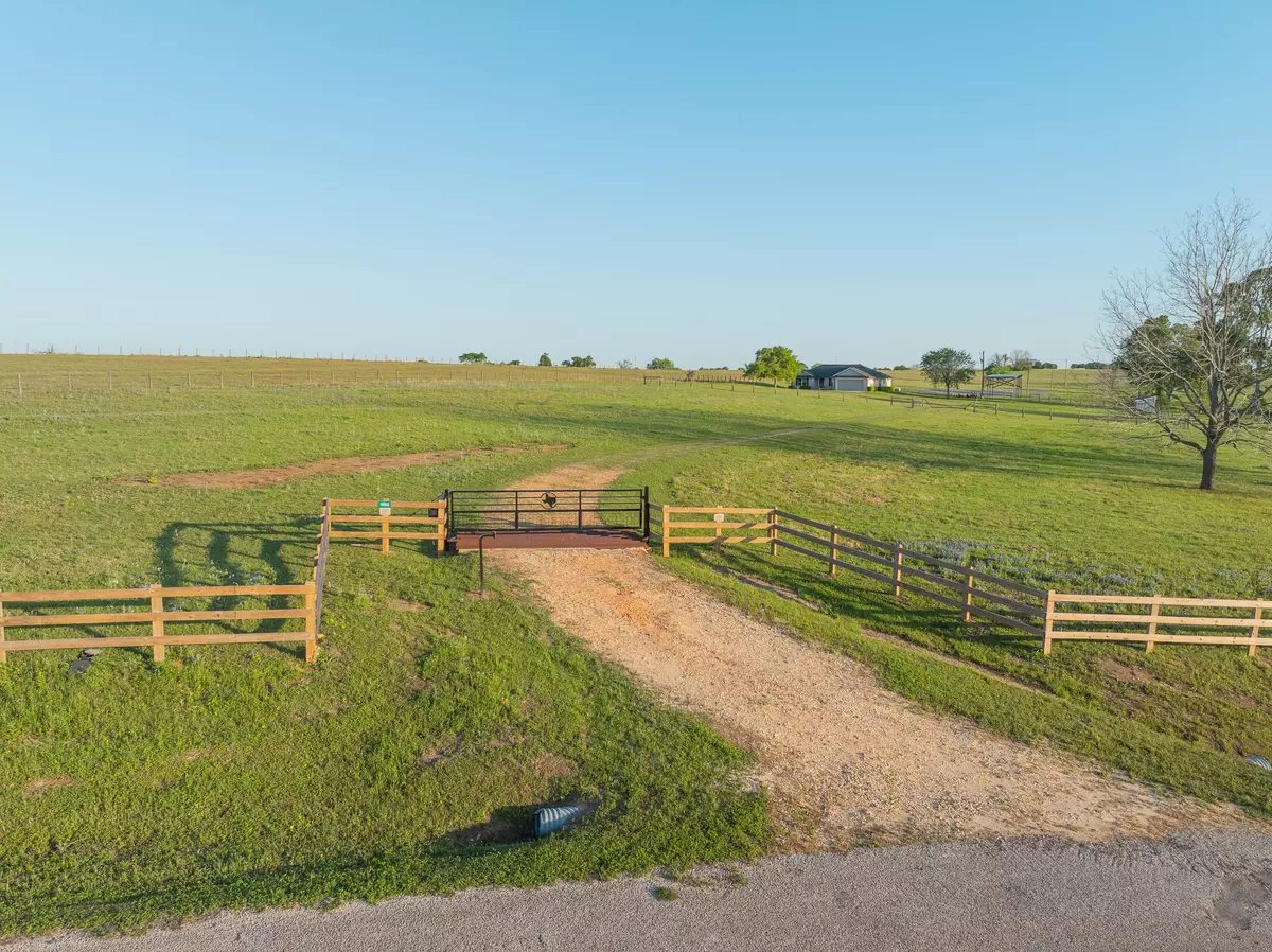 Brenham, TX 77833,11950 Whitman Rd