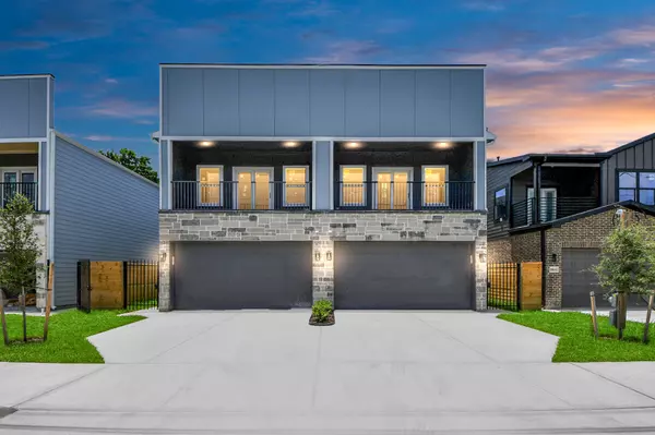 8312 comal ST, Houston, TX 77051