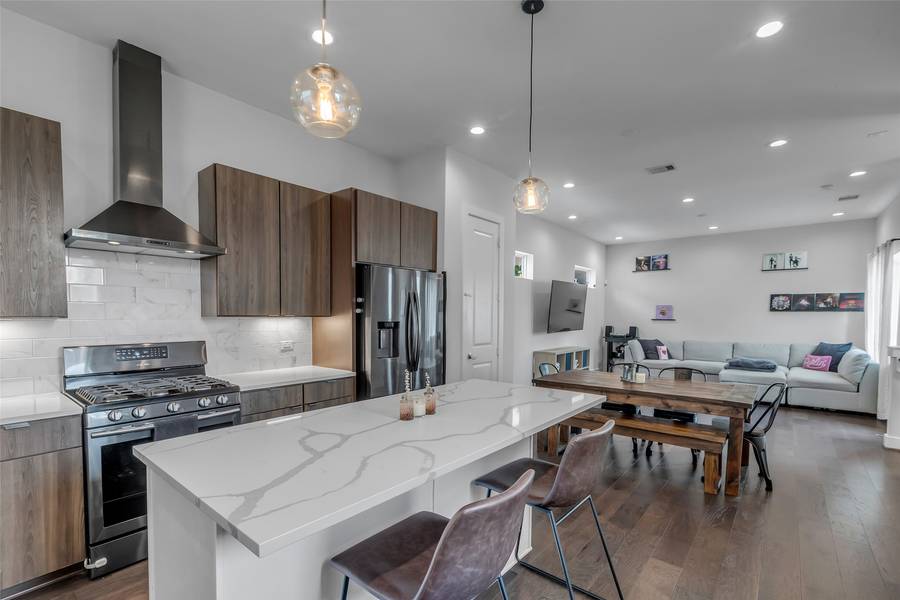 413 N Nagle ST #B, Houston, TX 77003