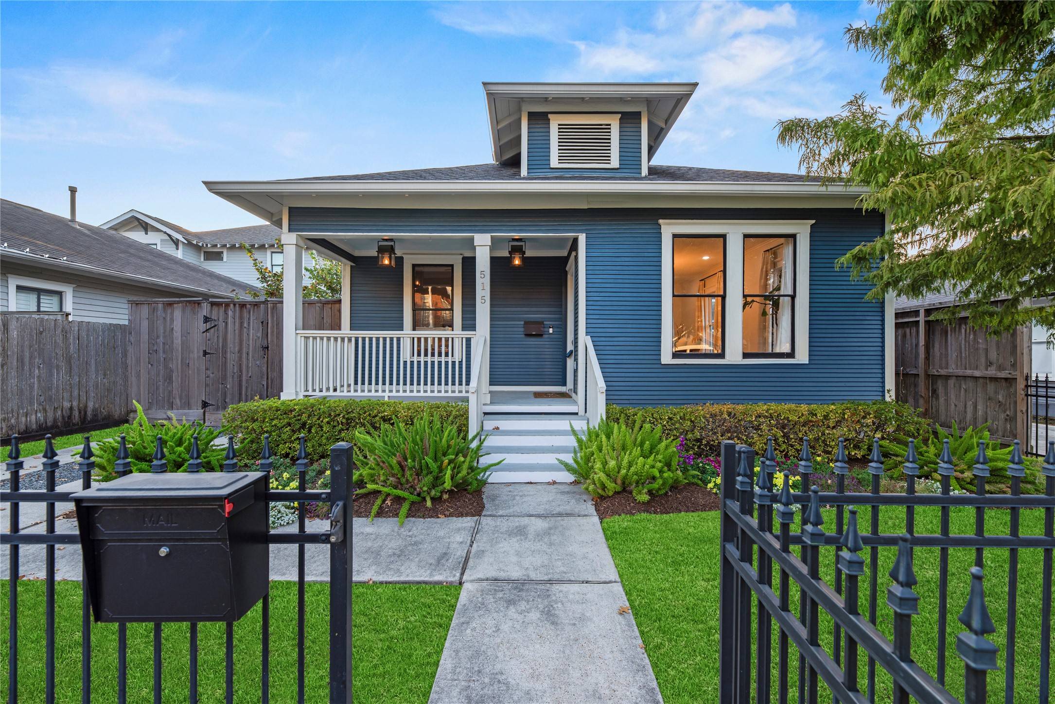 515 Arlington ST, Houston, TX 77007