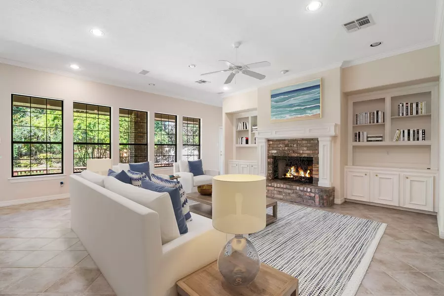 3390 Desert Inn DR, Montgomery, TX 77356