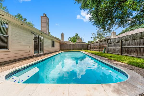 31131 Perlican DR, Spring, TX 77386