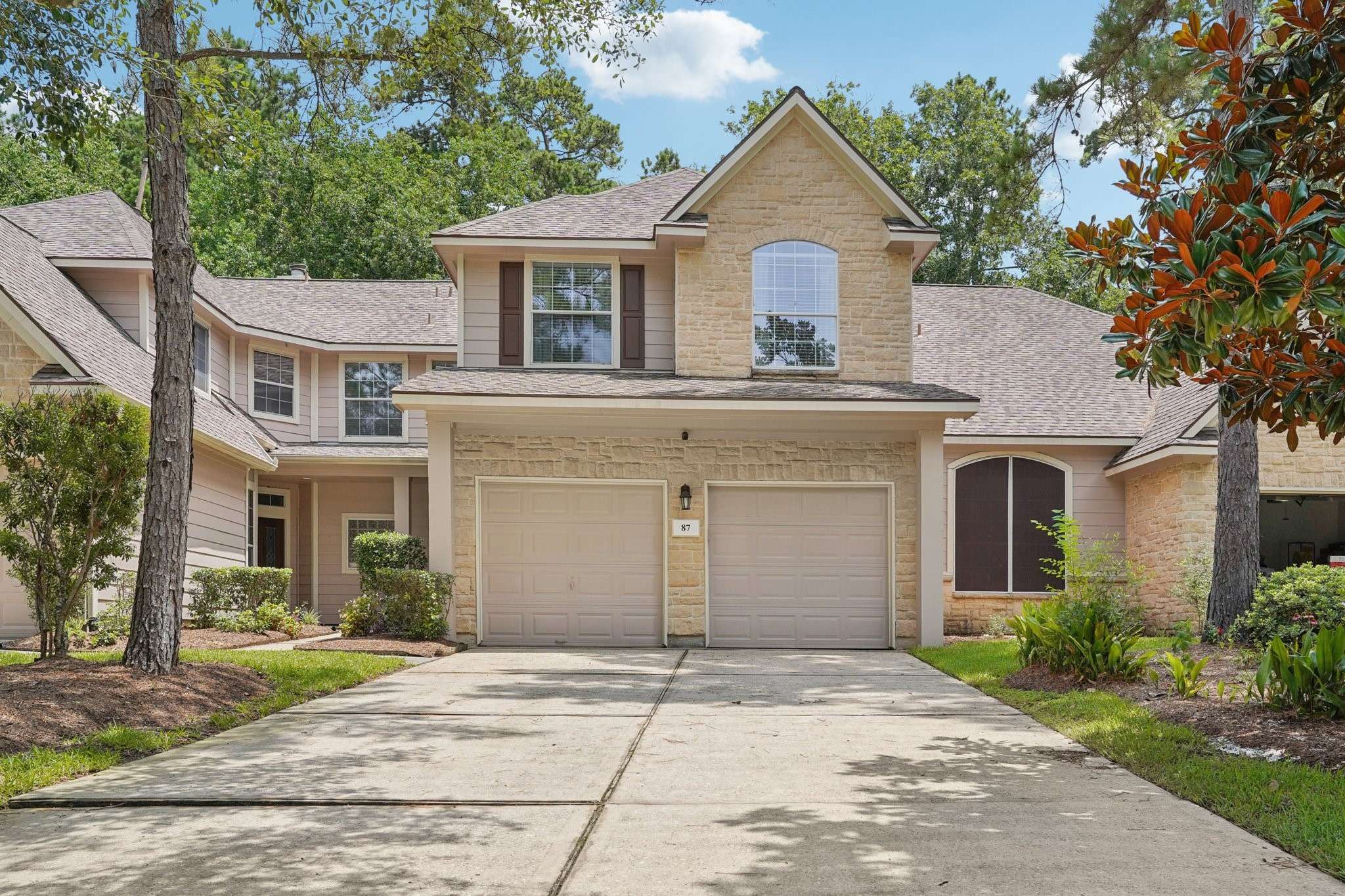 87 E Greenhill Terrace PL, The Woodlands, TX 77382