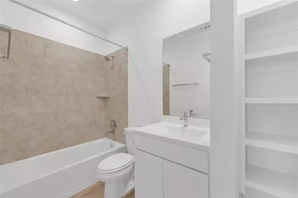 Fresno, TX 77545,5146 Hunters Trail