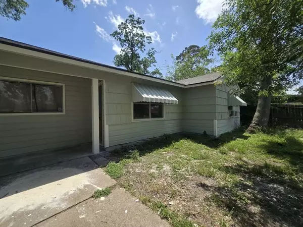 Channelview, TX 77530,822 Woodhue ST