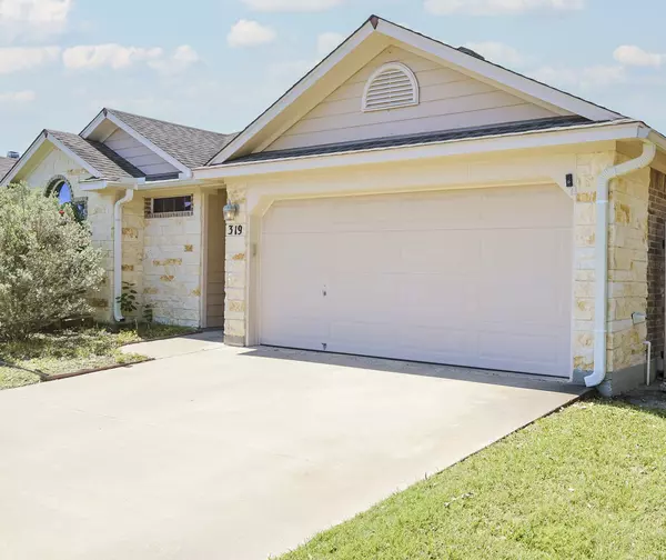 Victoria, TX 77901,319 Silverado TRL