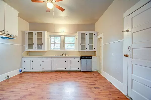 Crosby, TX 77532,811 Nelson ST