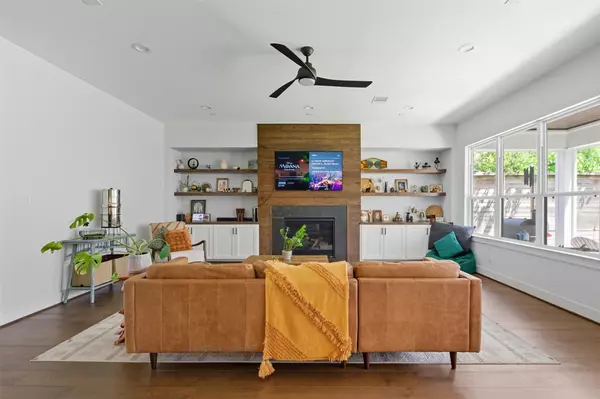 Houston, TX 77018,1607 Wakefield DR