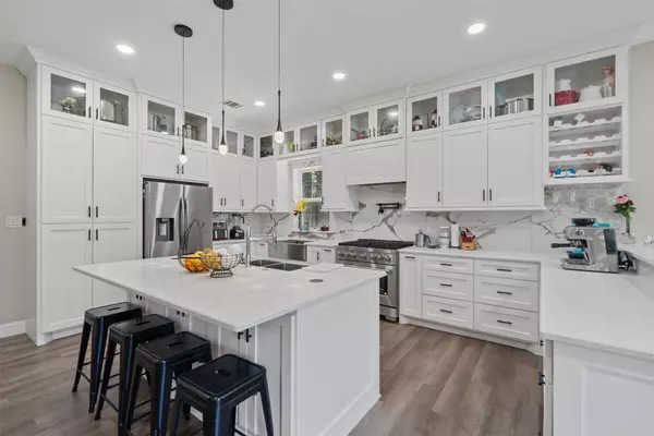 Cleveland, TX 77327,384 County Road 3295