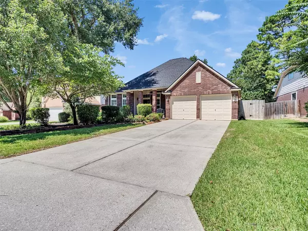 66 N Brooksedge CIR, The Woodlands, TX 77382