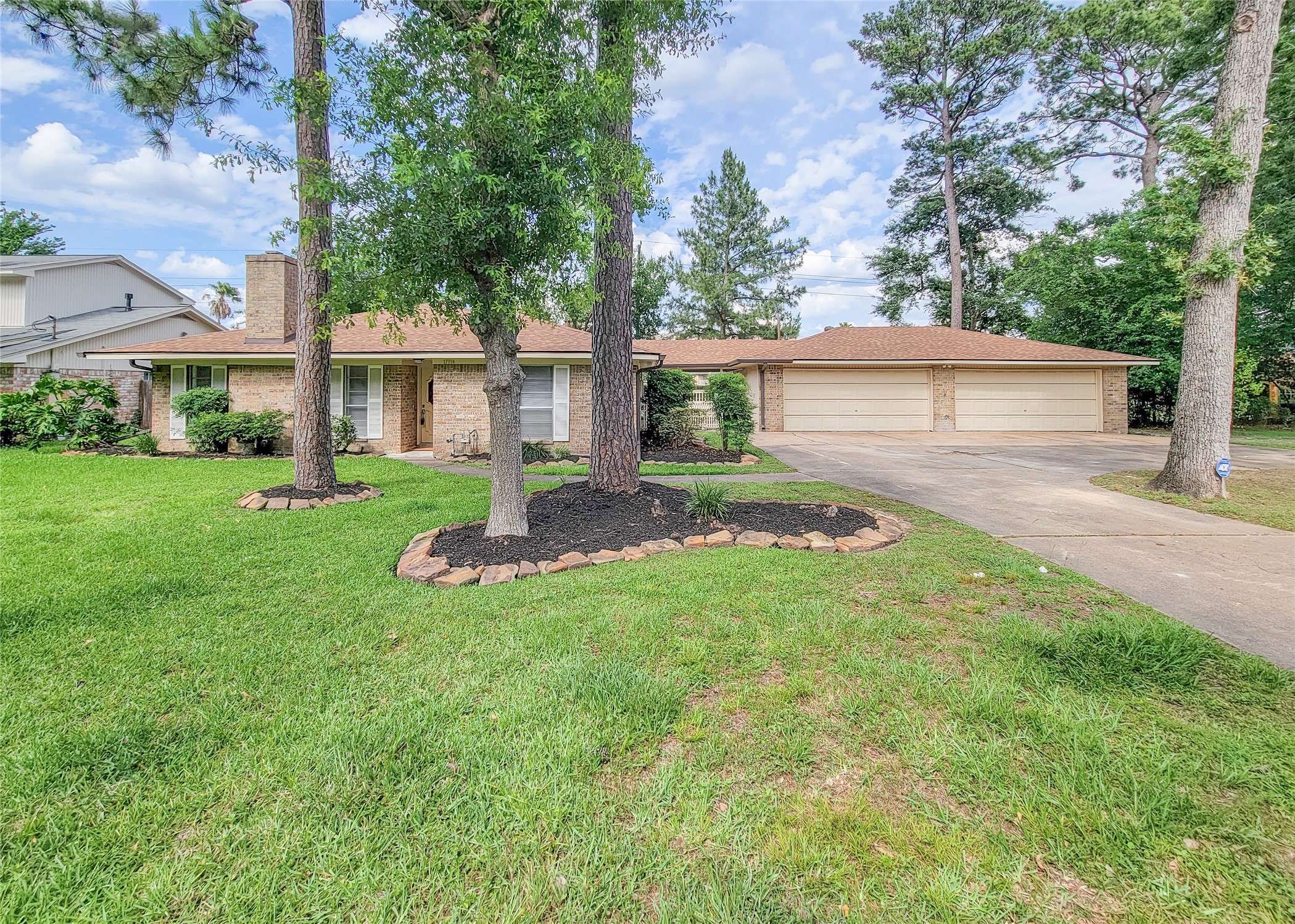 17914 Wild Oak DR, Houston, TX 77090