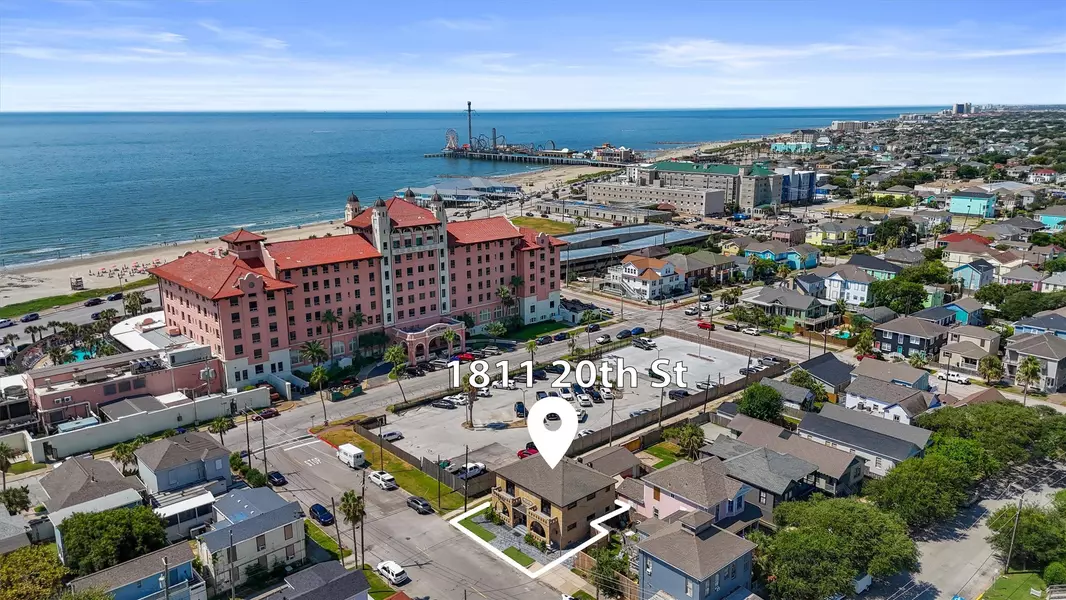 1811 20th ST #3, Galveston, TX 77550