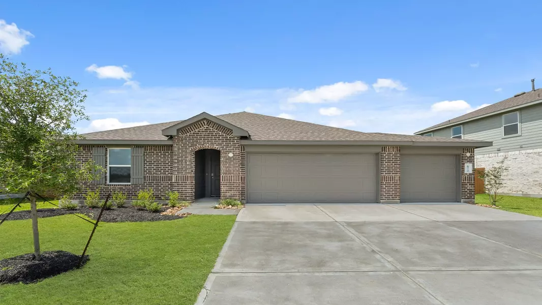672 Canadian TRL, Dayton, TX 77535