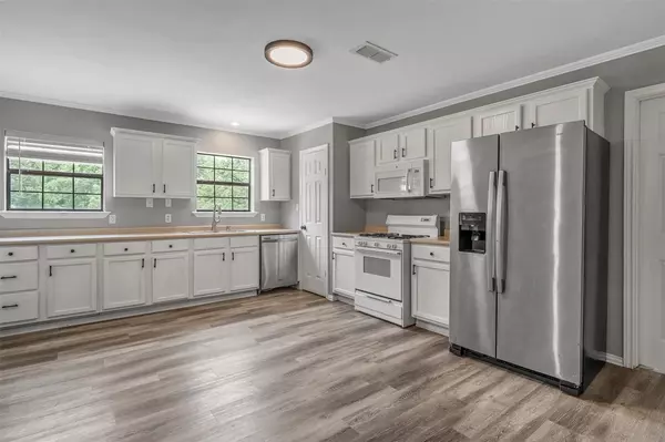 Chandler, TX 75758,14486 VZ County Road 4811